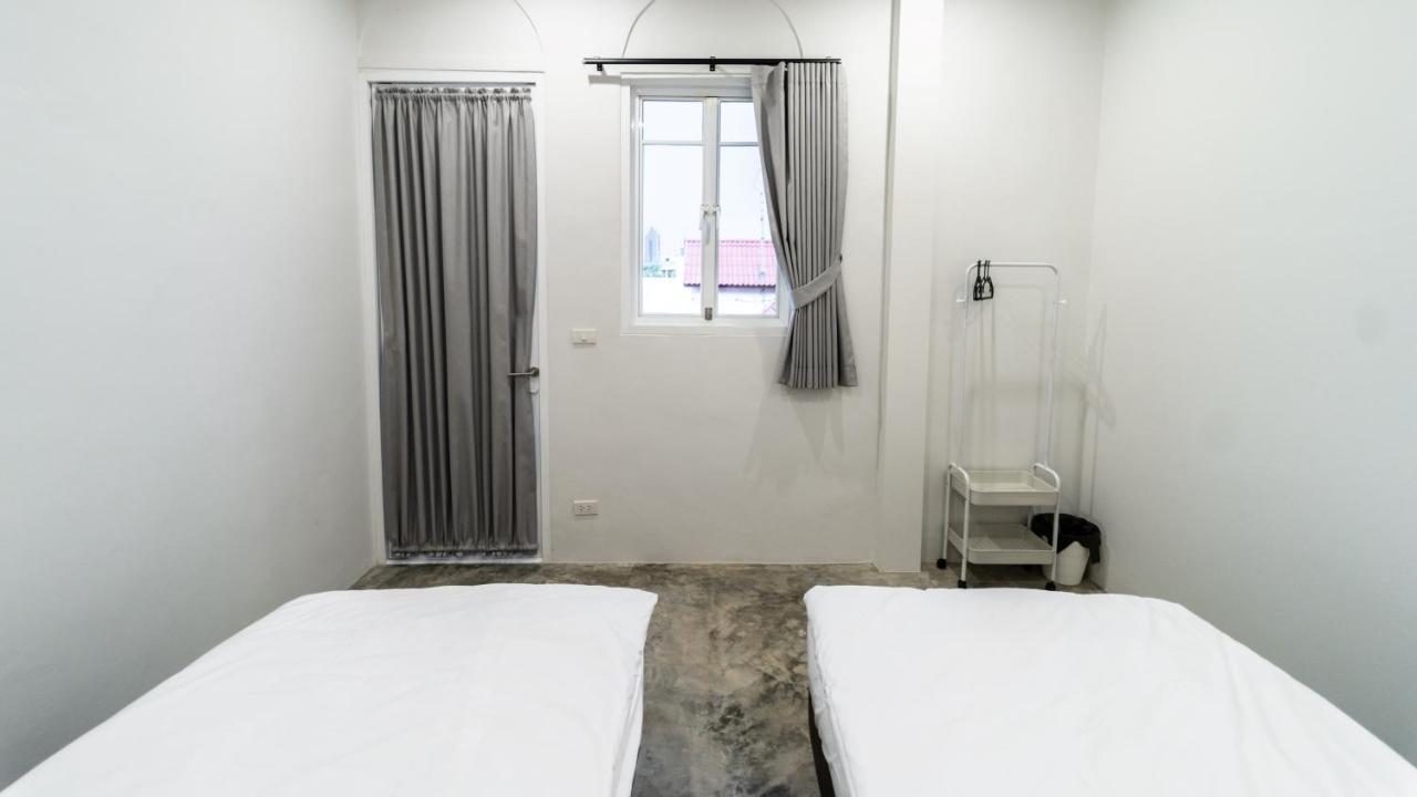 Pier 808 Hostel Bangkok Exterior foto