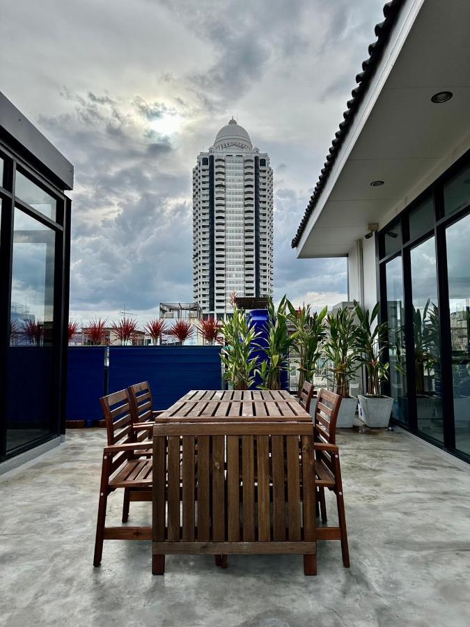 Pier 808 Hostel Bangkok Exterior foto